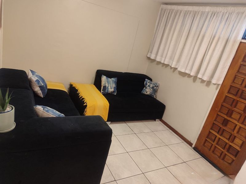 NEAT FLAT IN LA BERDA  - Photo 1