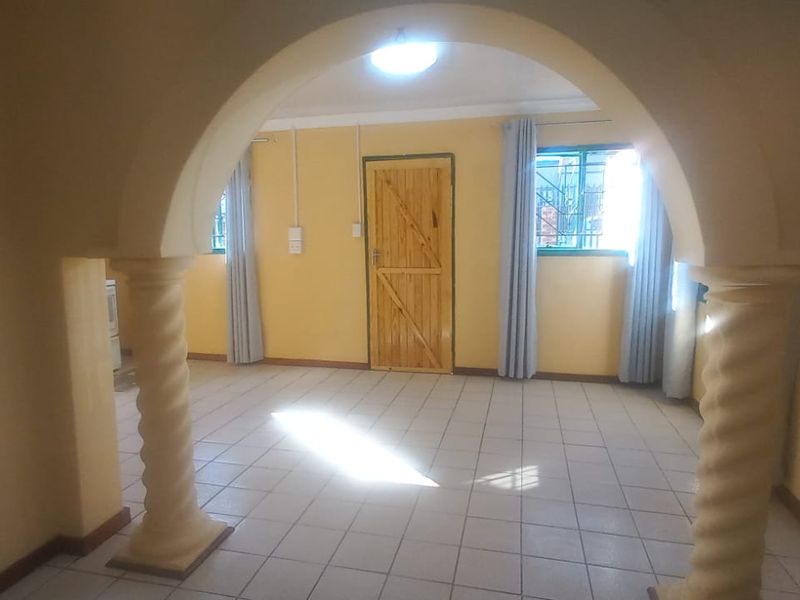 Investment or Extended Family Residence – Priced for a Quick Sale - Photo 7