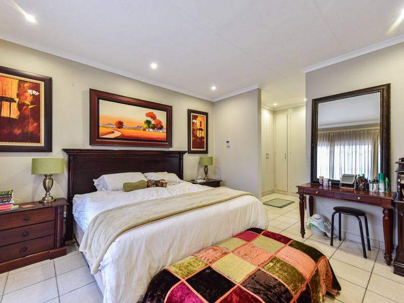 Modern & Secure Single-Level Living in Silver Lakes Golf Estate - Photo 7