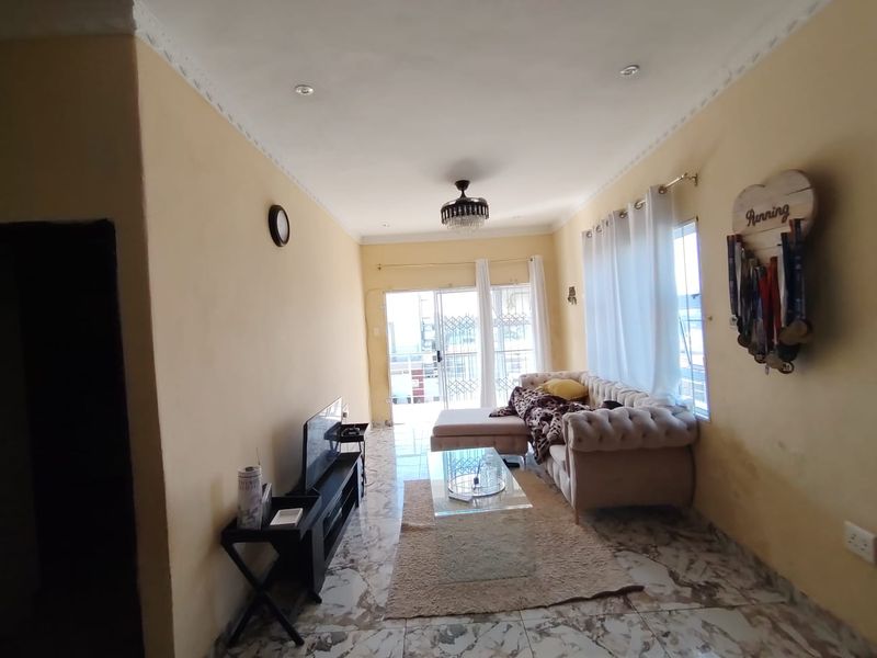 Modern 3 Bedroom apartment for rent in Brighton Beach R11,500pm - Photo 4
