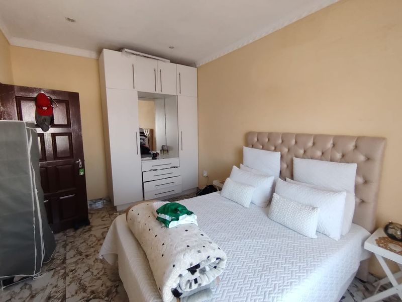 Modern 3 Bedroom apartment for rent in Brighton Beach R11,500pm - Photo 8