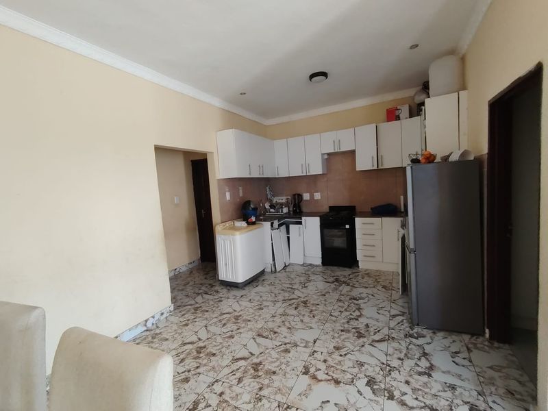 Modern 3 Bedroom apartment for rent in Brighton Beach R11,500pm - Photo 6