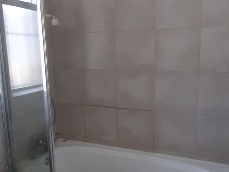 SPACIOUS APARTMENT WITH BALCONY, GARAGE AND RELIABLE LONG TERM TENANT - ANTON BENNING - Photo 6