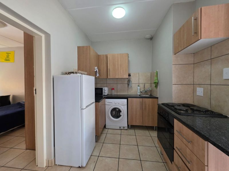 Investment Opportunity – Stylish 3-Bedroom Unit - Photo 4