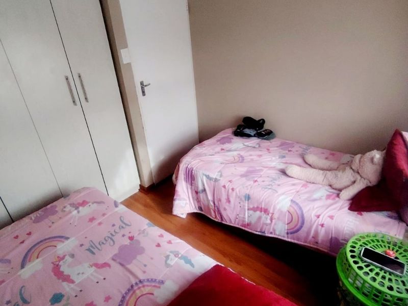 3 Bedroom House for Sale in Haven Hills  - Photo 6