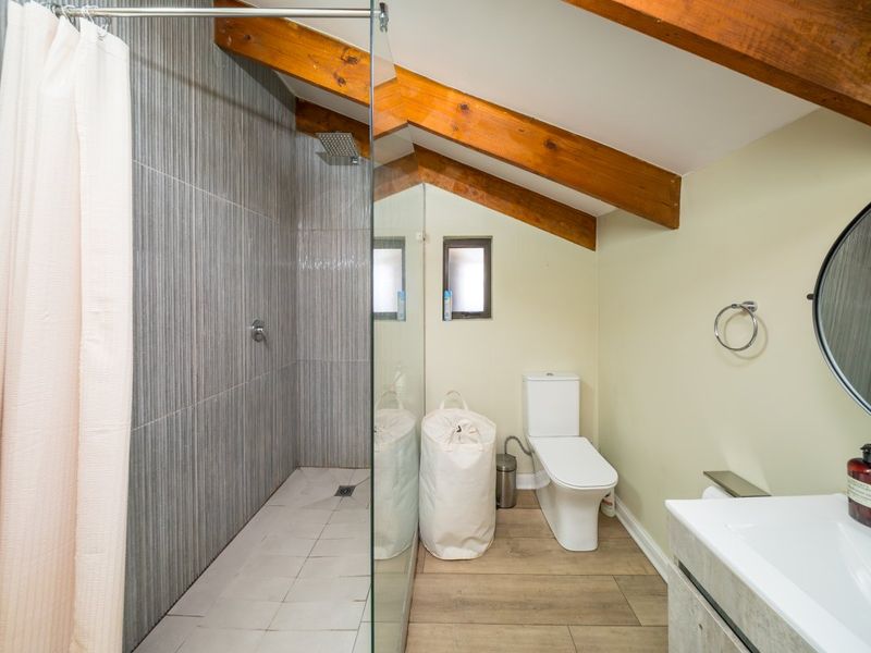Spacious 3 Bedroom Townhouse – Comfort, Space & Lifestyle! - Photo 7
