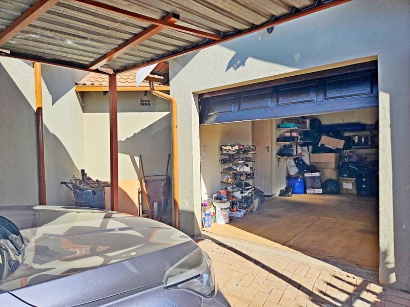 Stunning 3-Bedroom Family Home for Sale in Ebony - Photo 9