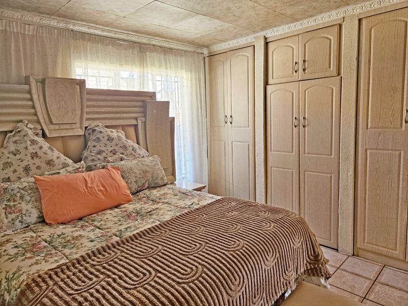 Stunning 3-Bedroom Family Home for Sale in Ebony - Photo 10