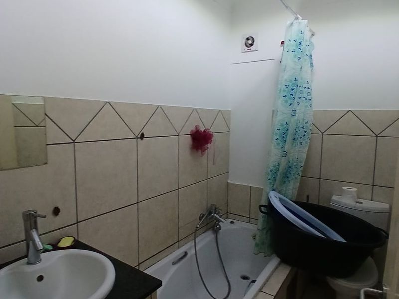 2 Bedrooms, 1 Bathroom Apartment To Let In Amanzimtoti, Durban - Photo 8