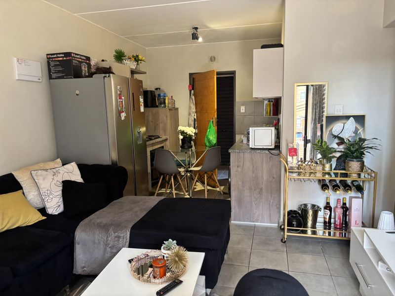 Elegant 2-Bedroom 1  bathrooms Ground floor apartment To Let in  Eden estate, Wolmer Pretoria - Photo 7