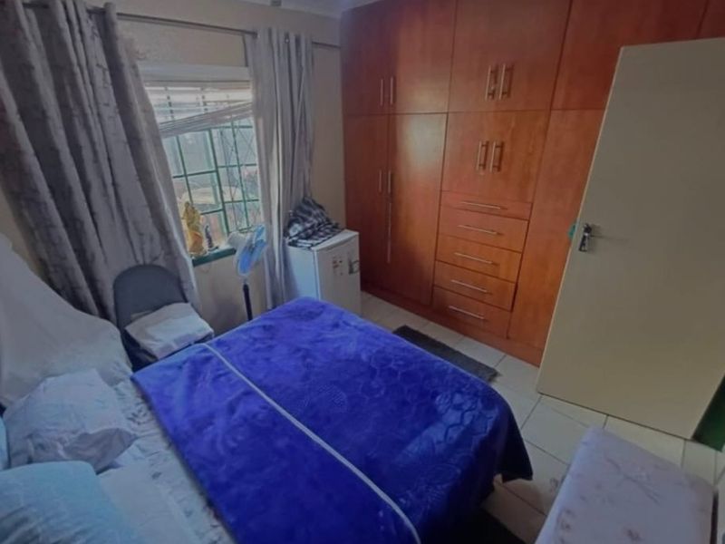2 bedroom house in elandspoort danville - Photo 7