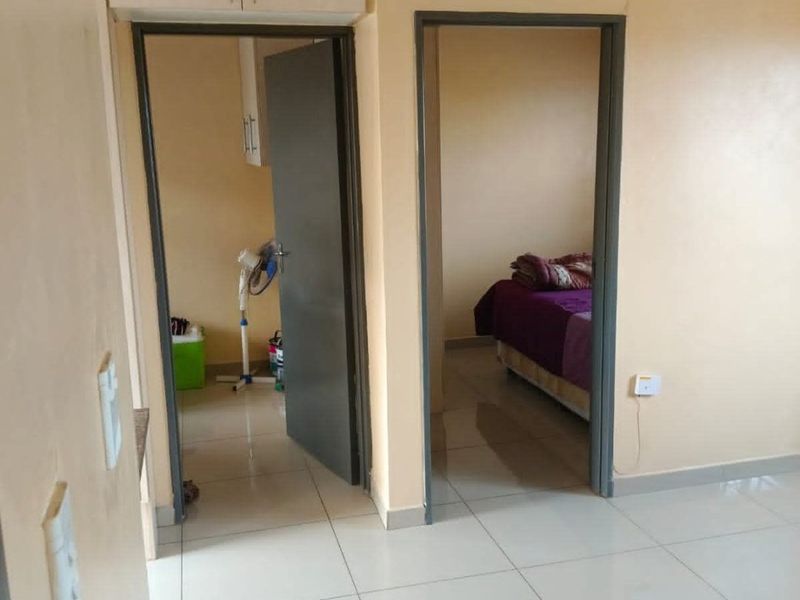GORGEOUS 2  BEDROOM APARTMENT ON THE GROUND FLOOR - Photo 2