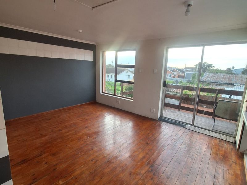 Spacious 2-Bedroom Seperate Entrance to Rent in Lotus River - Photo 3