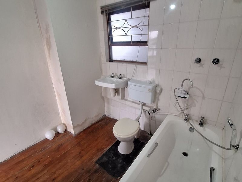 Spacious 2-Bedroom Seperate Entrance to Rent in Lotus River - Photo 6