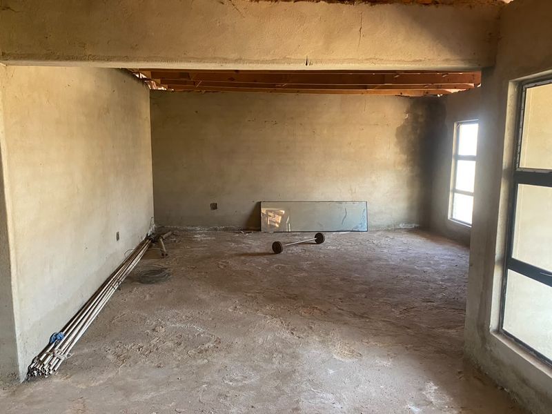 4-Bedroom Family Home for Sale in Polokwane Unit G  - Photo 10