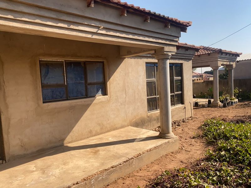 4-Bedroom Family Home for Sale in Polokwane Unit G  - Photo 7