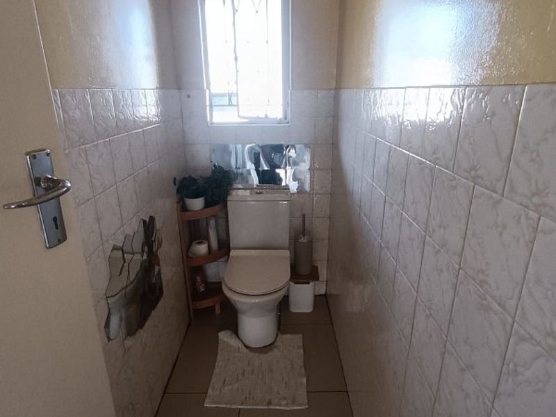 3 Bed House in Witfield for Sale - Photo 4