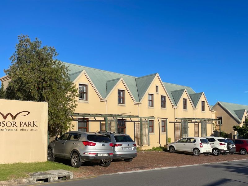 129 m2 PROFESSIONAL OFFICE SUITE TO LET | WINDSOR PARK | GEORGE - Photo 2