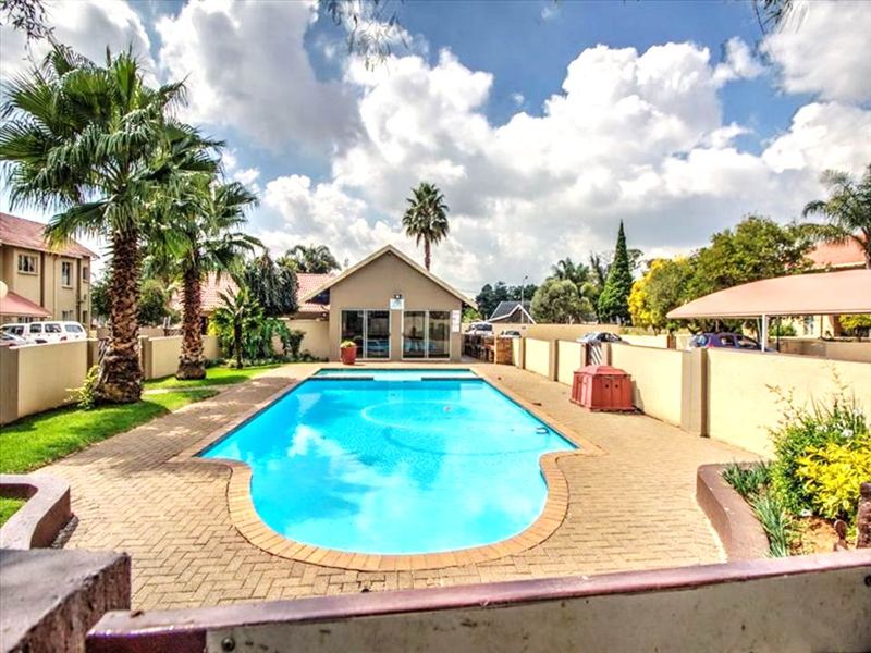 Glen Marais Townhouse to rent ... - Photo 6