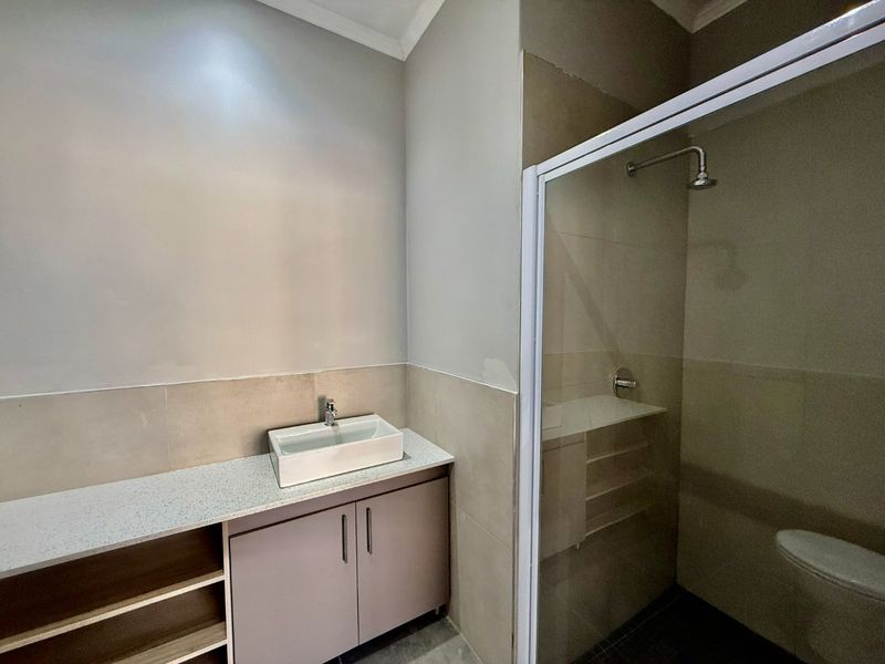 Modern 2 Bedroom Assisted Living Unit Available for Rent (50 Years & Older) - Photo 9