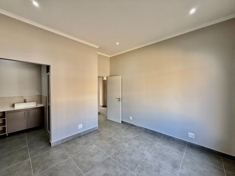 Modern 2 Bedroom Assisted Living Unit Available for Rent (50 Years & Older) - Photo 8