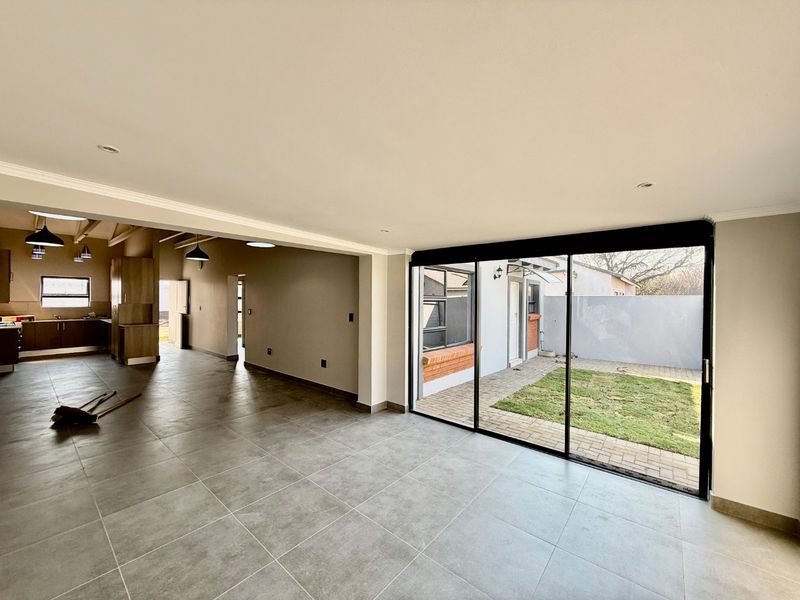 Modern 2 Bedroom Assisted Living Unit Available for Rent (50 Years & Older) - Photo 6