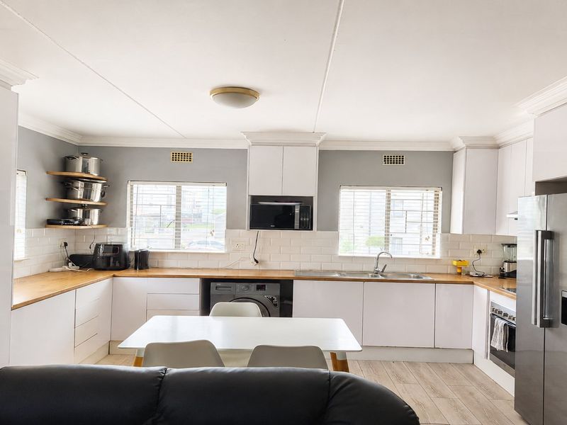 Modern Apartment Living in the Heart of Jabulani Heights, Soweto - Photo 5