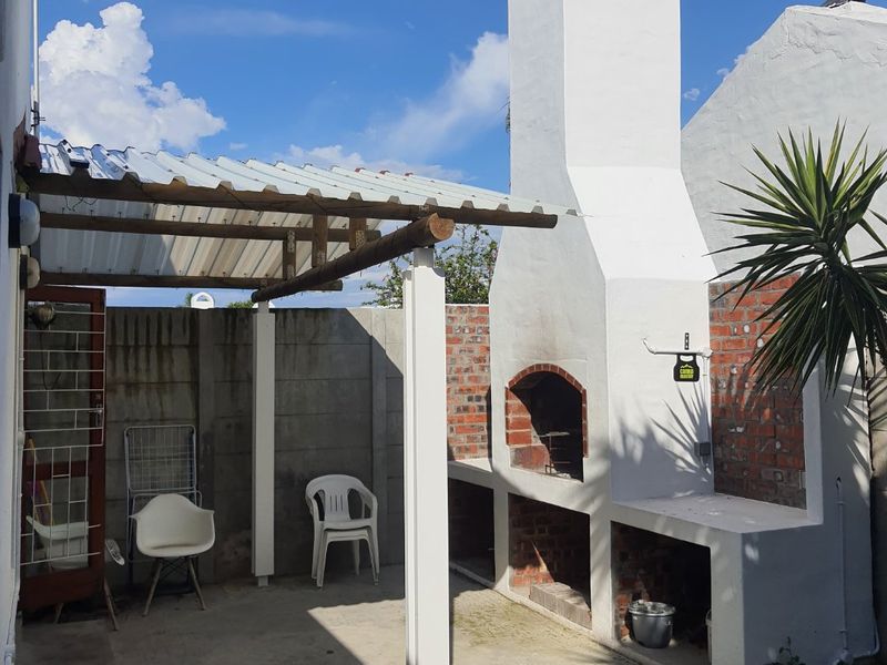 2 Bed House in Parklands for Sale - Photo 3