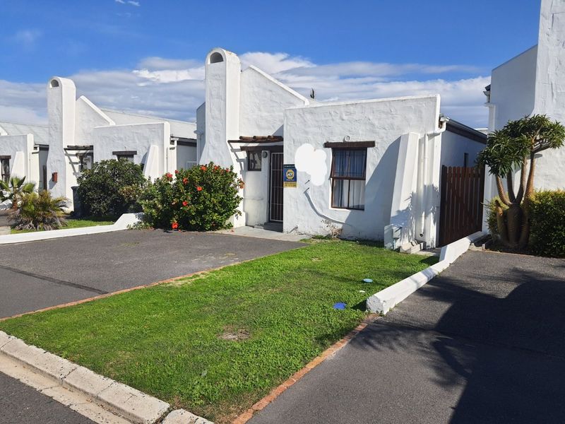 2 Bed House in Parklands for Sale - Photo 1