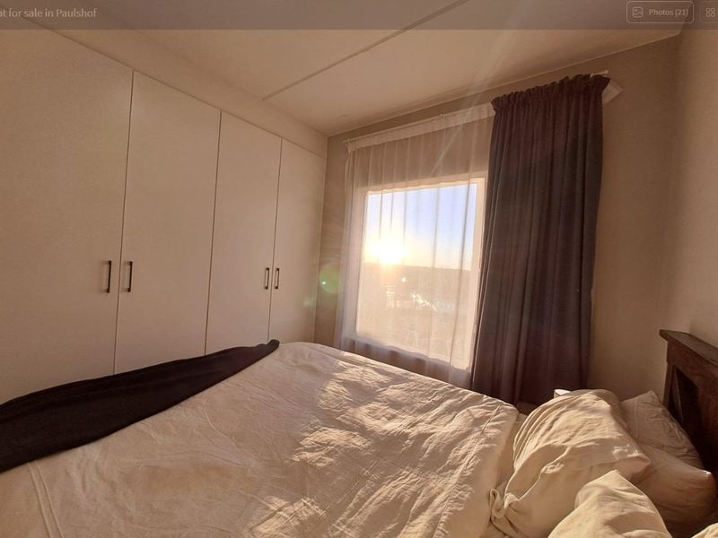 Modern 2-Bedroom Apartment with Private Garden & Beautiful Views - Photo 6