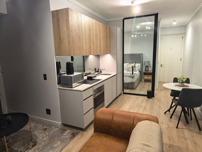 Luxurious 1-Bedroom Apartment for Sale at Ellipse Waterfall – 11th Floor - Photo 7