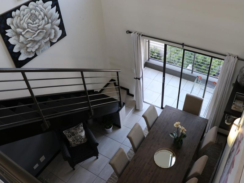 Modern 2-Bedroom Loft Apartment for Sale in Sought-After Casablanca Estate, Lonehill - Photo 8