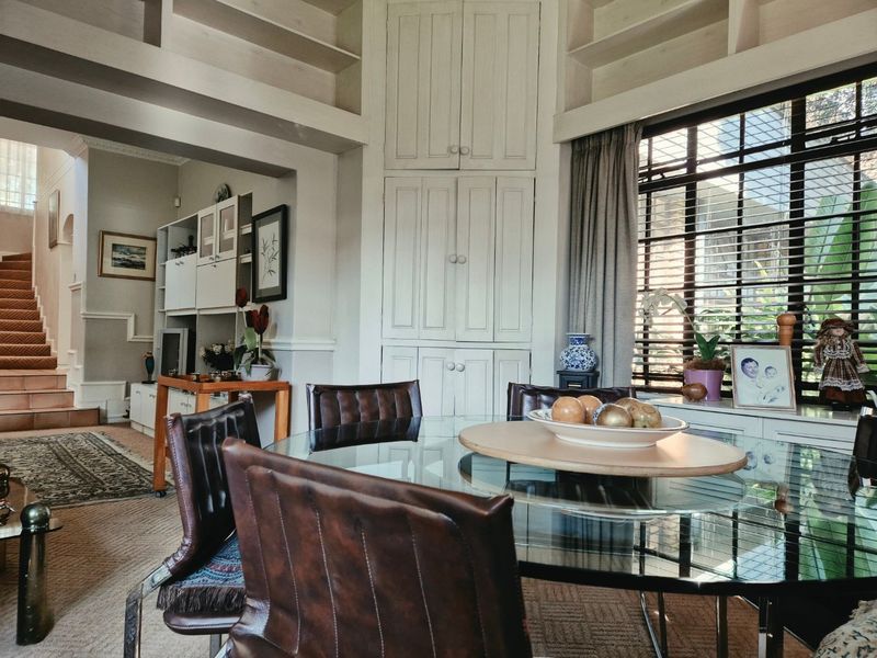 Elegant Family Townhouse Offering Space, Security and Comfort in Nieuw Muckleneuk - Photo 9