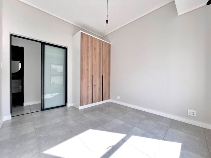 Overlooking the Lagoon! 3-Bed Munyaka Stunner with Appliances Included  - Photo 8