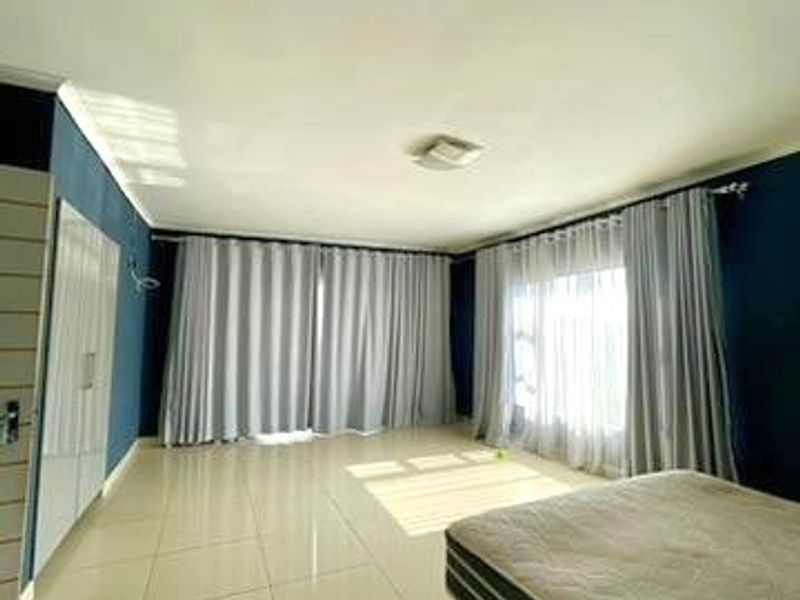  Modern Comfort @ The Oval - Photo 10