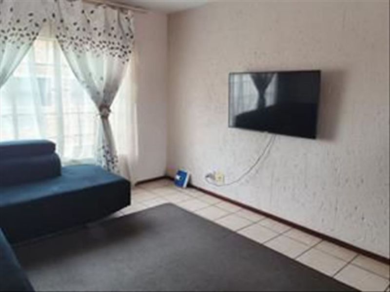 Cozy Two-Bedroom Home Perfect for First-Time Buyers - Photo 2