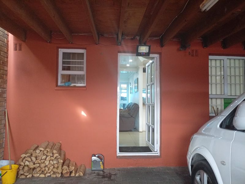 Spacious 2-Bedroom Maisonette with Entertainment Area and Secure Parking – Salberau, Elsies River - Photo 5