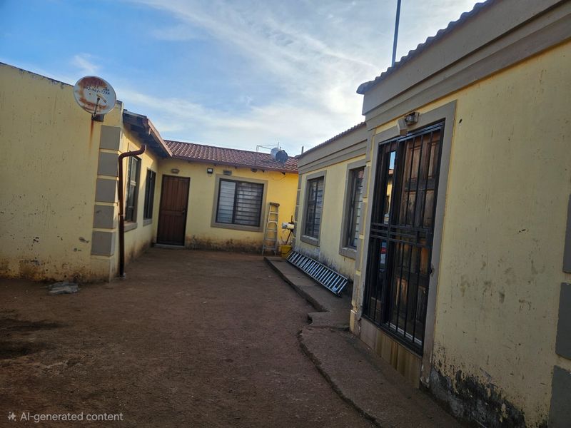 3 Bedroom house with a 3 Room cottage - Photo 1