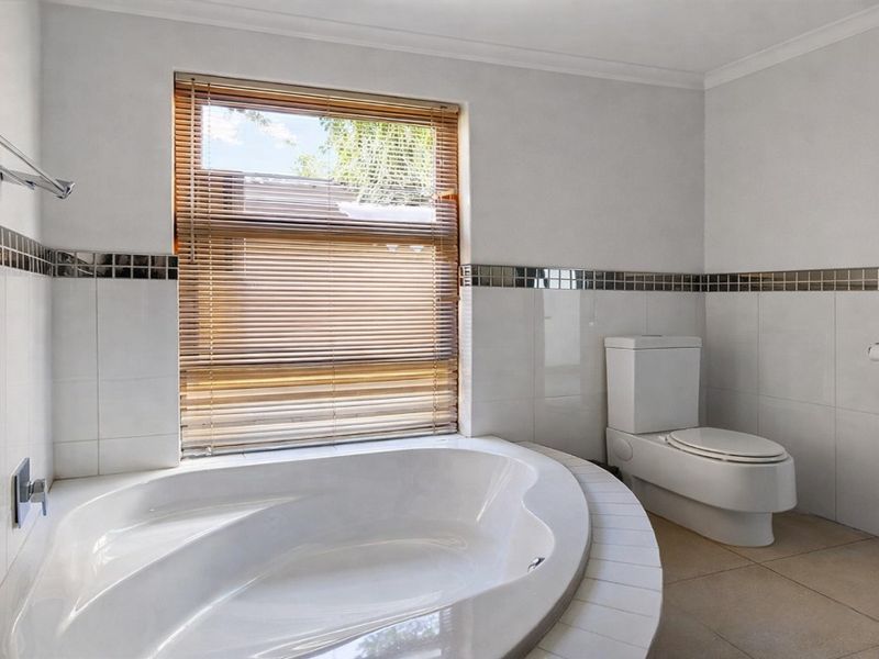 5 Bedroom House for Sale in Pecanwood Estate - Photo 6