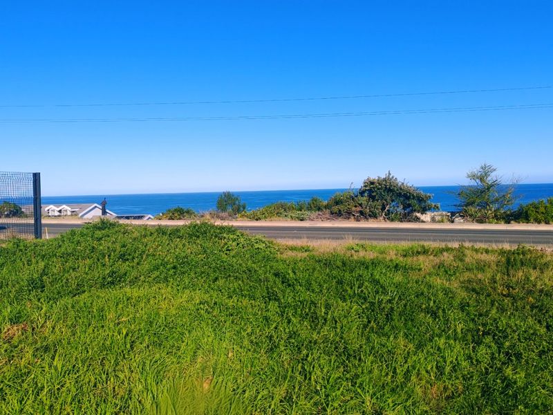 An amazing opportunity for professionals in popular Pienaarstrand. - Photo 5