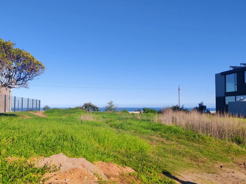 An amazing opportunity for professionals in popular Pienaarstrand. - Photo 2