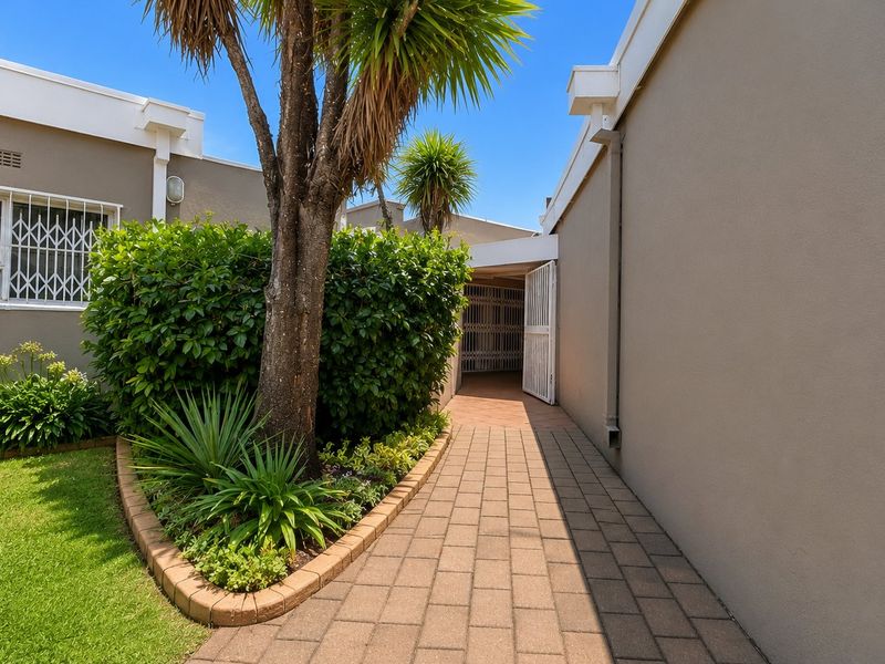 Superb simplex in Three Rivers Proper - Photo 4