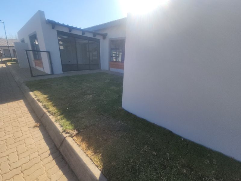 Enjoy Peaceful Retirement Living in Serene Estate, Ifafi - Photo 6