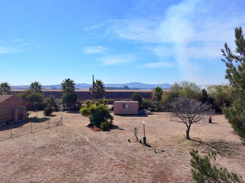 Unlock the Potential of This Exceptional Waterfront Opportunity - Photo 2