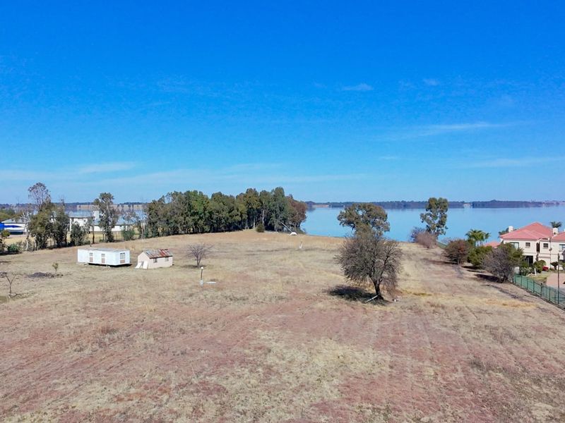 Unlock the Potential of This Exceptional Waterfront Opportunity - Photo 7