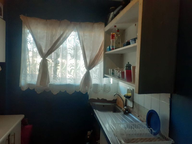 2 bedroom apartment for sale in Sidwell - Photo 3