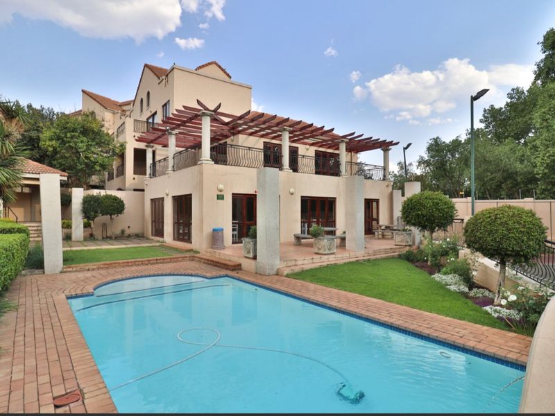2 Bedroom Apartment / Flat for Sale in Sunninghill - Photo 7