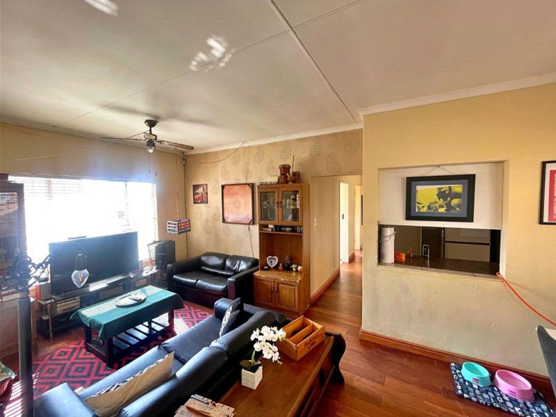3 Bedroom House for Sale in The Reeds - Photo 4
