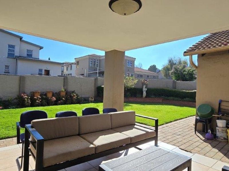 4 Bedroom House For Sale in Amberfield Ridge - Photo 5