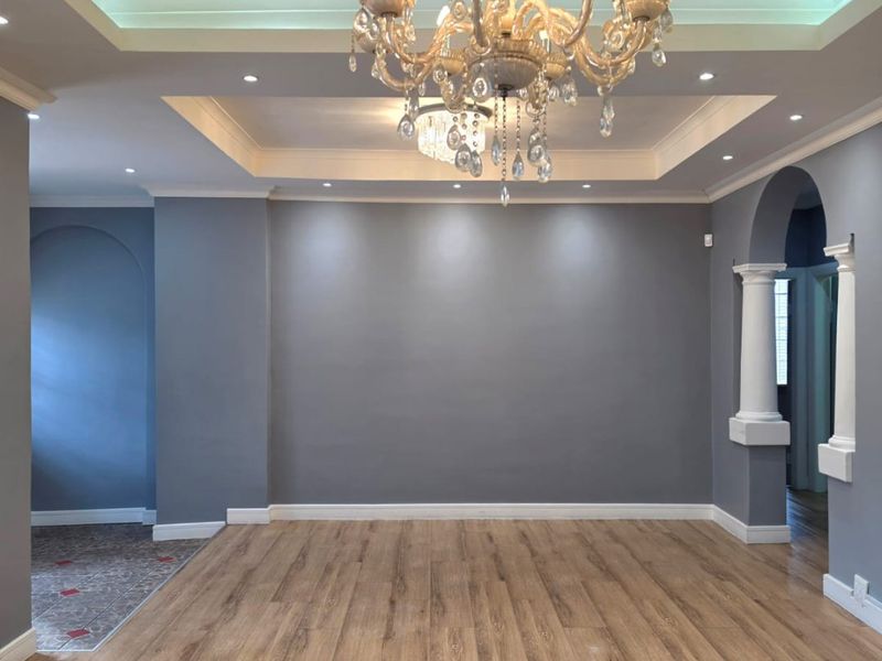 3 Bedroom House with 2-bedroom flatlet in Kenilworth - Photo 5